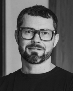 tomek-karpiel-2025-hj-8-bw