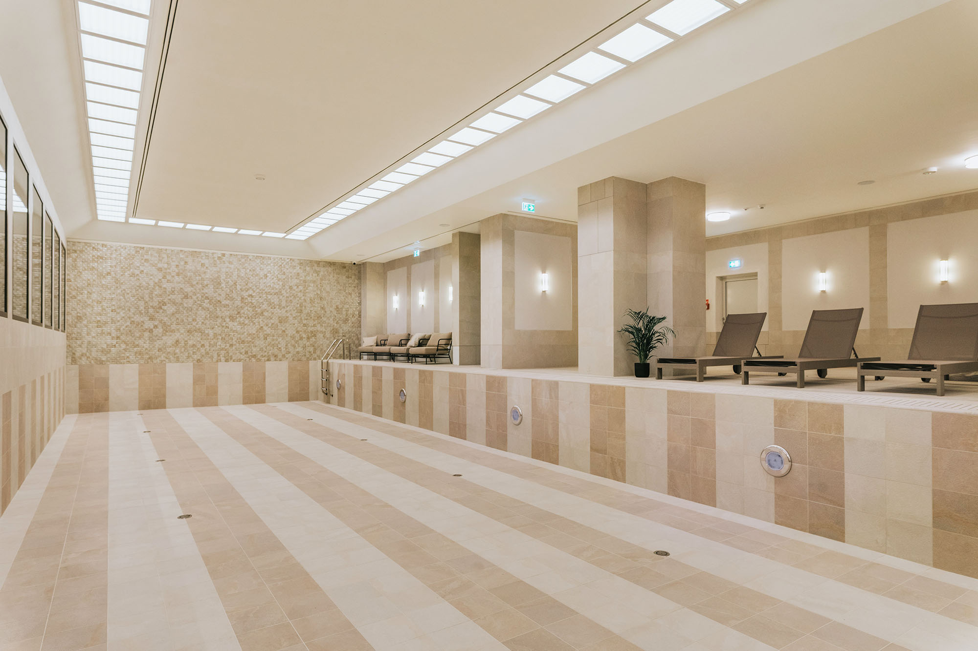 25-metrowy basen w The Upper House